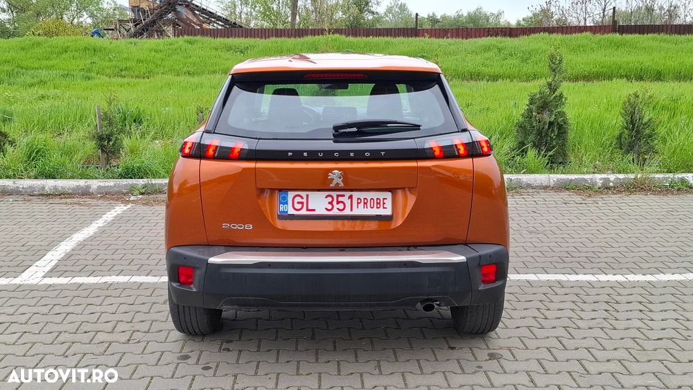 Peugeot 2008 1.2 L PureTech STT Active - 26