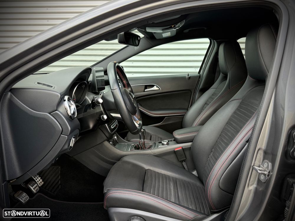 Mercedes-Benz GLA 180 d AMG Line - 8
