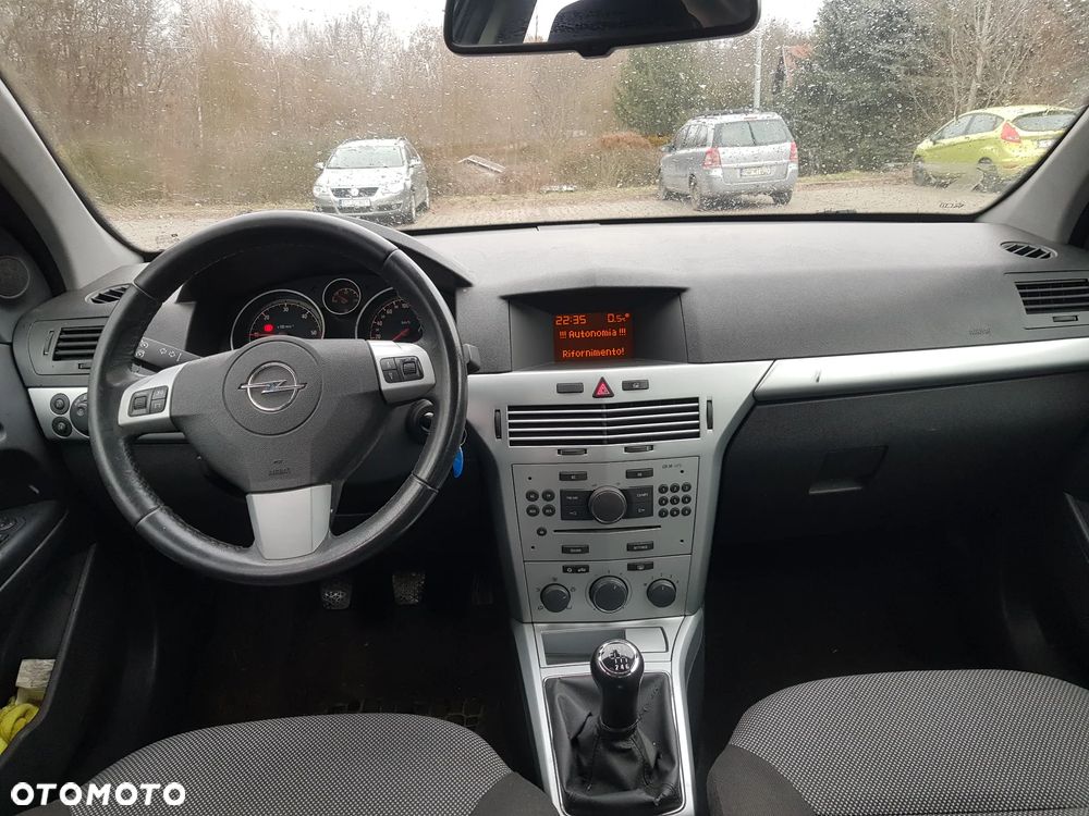 Opel Astra 1.7 CDTI DPF Edition - 11