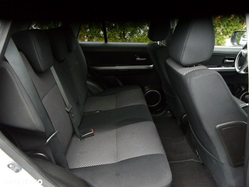 Suzuki Grand Vitara 1.9 DDiS Comfort - 29