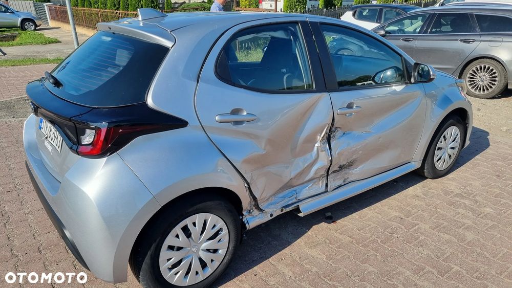 Toyota Yaris Hybrid 1.5 Comfort - 23