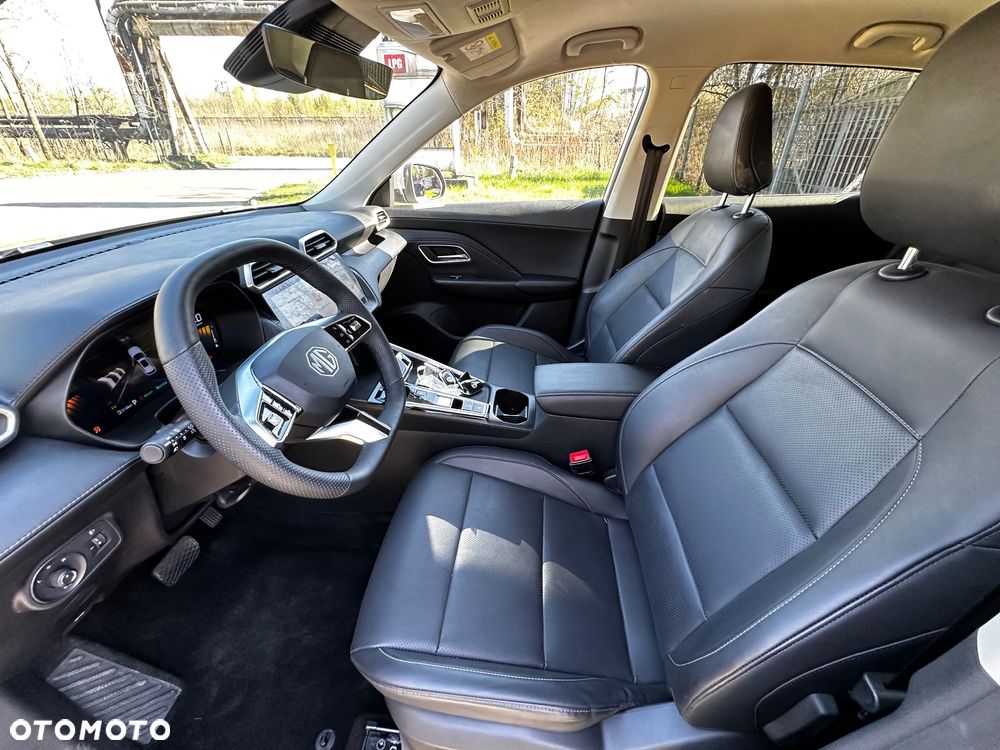 MG ZS Hybrid+ Luxury - 9