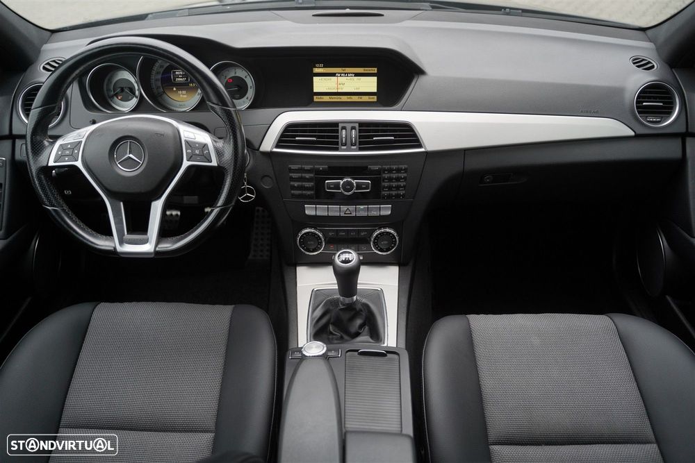 Mercedes-Benz C 220 - 13