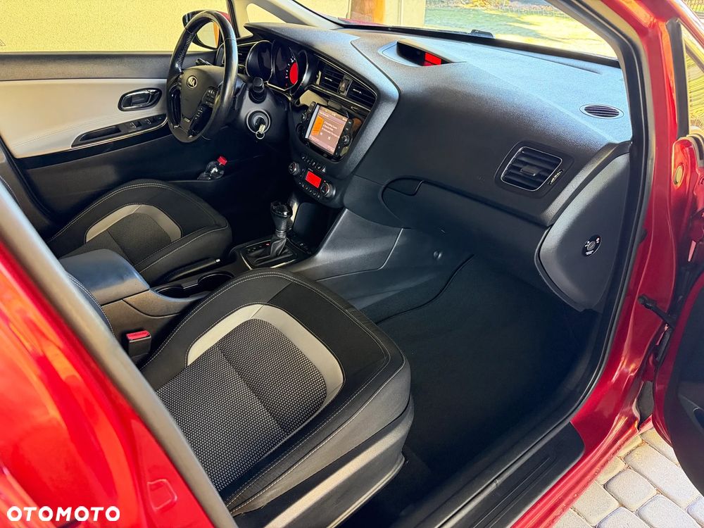 Kia Ceed 1.6 GDI DCT Platinum Edition - 23
