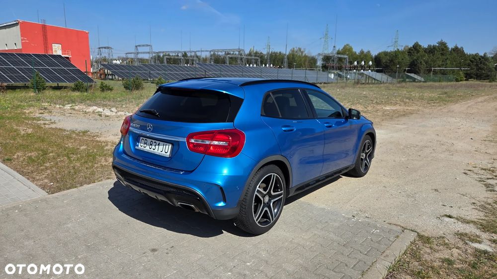 Mercedes-Benz GLA 200 7G-DCT AMG Line - 7