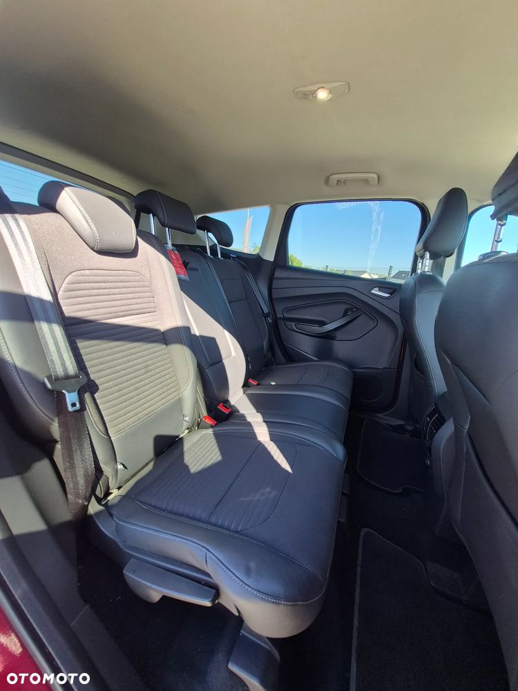 Ford Kuga - 35
