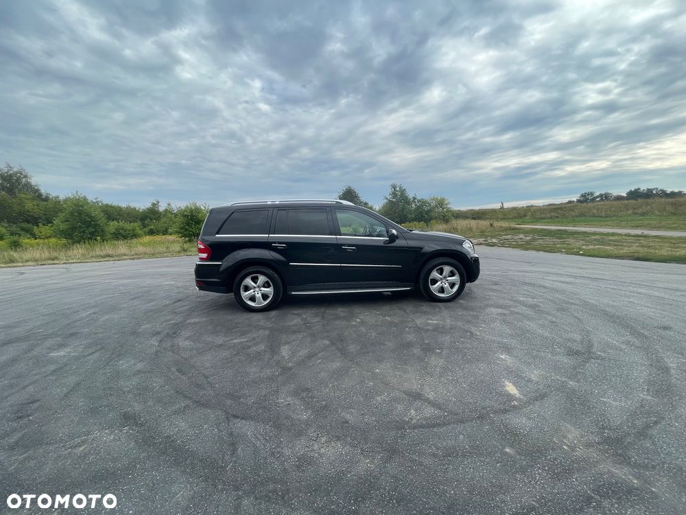 Mercedes-Benz GL 450 CDI - 12