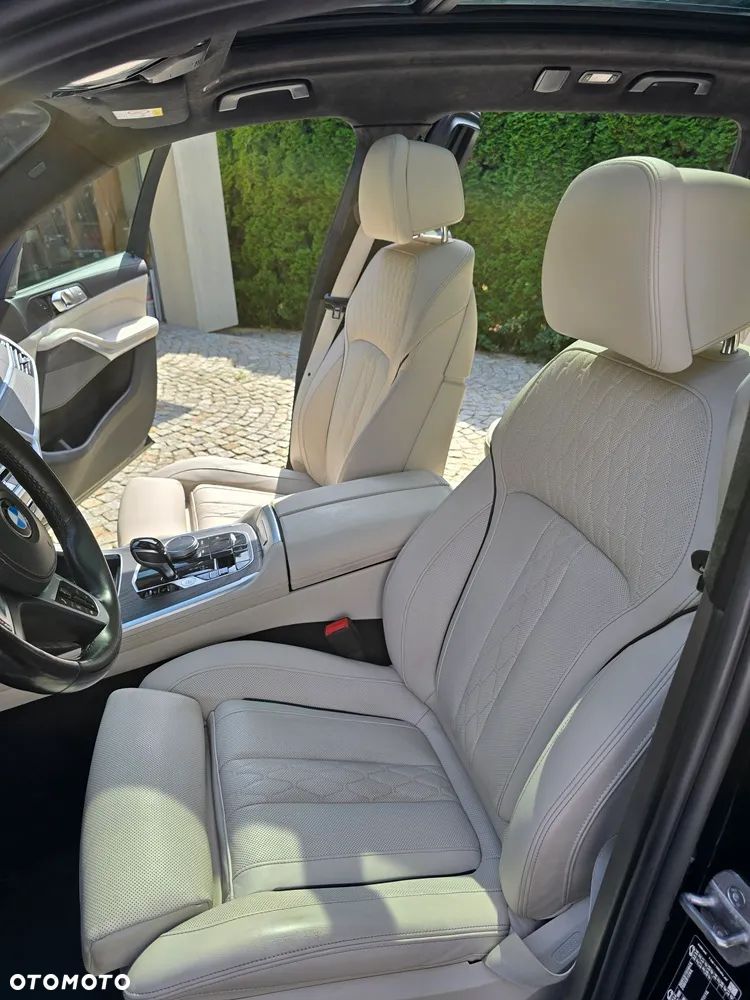 BMW X7 M50d sport - 21
