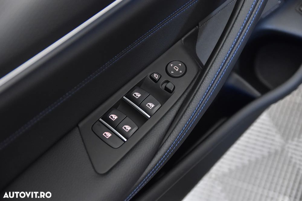 BMW Seria 5 530e xDrive Aut. - 14