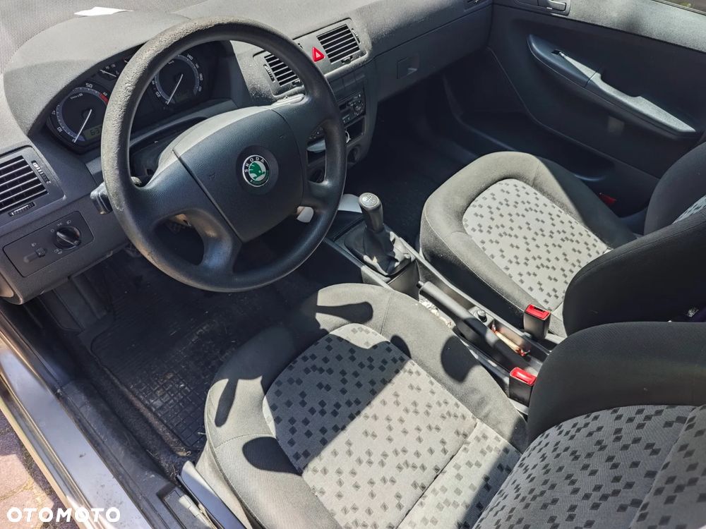 Skoda Fabia 1.2 12V Active - 6