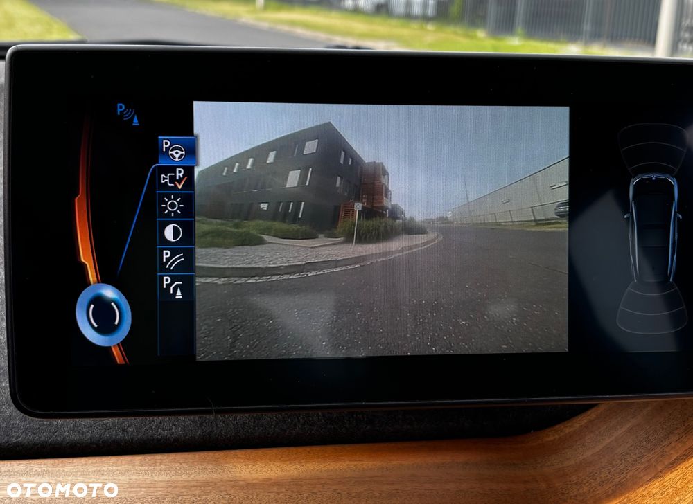 BMW i3 (60 Ah) - 17