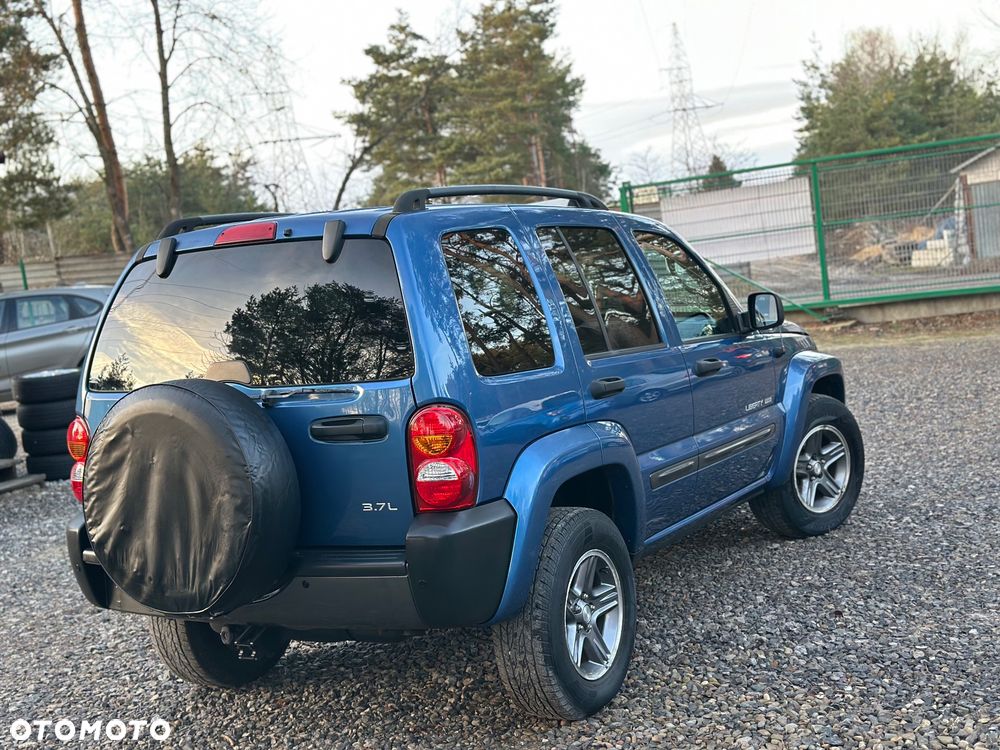 Jeep Grand Cherokee 3.7 V6 - 6