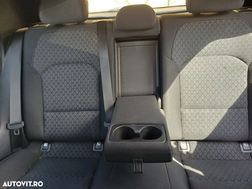 Kia XCeed 1.0 T-GDI 6MT City - 10