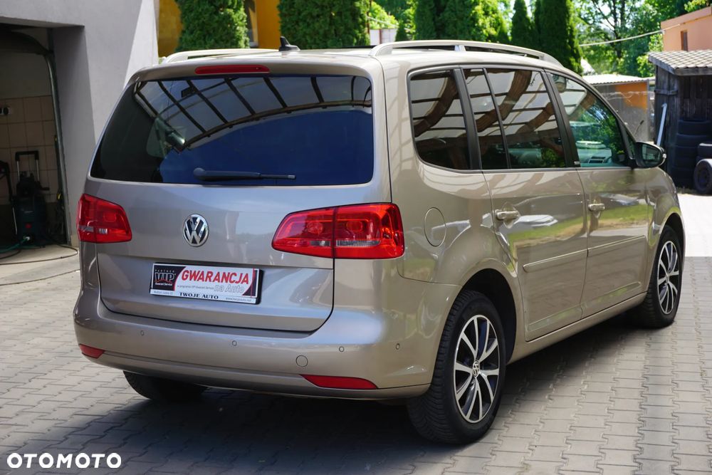 Volkswagen Touran 1.4 TSI STYLE - 3