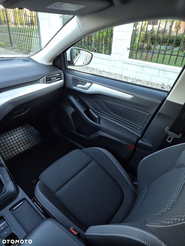 Ford Focus 1.5 EcoBlue Trend Edition - 23