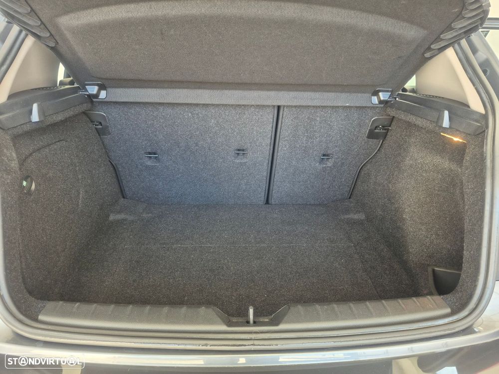 BMW 116 d EDynamics Line Urban - 25