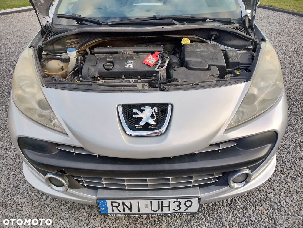 Peugeot 207 CC - 16