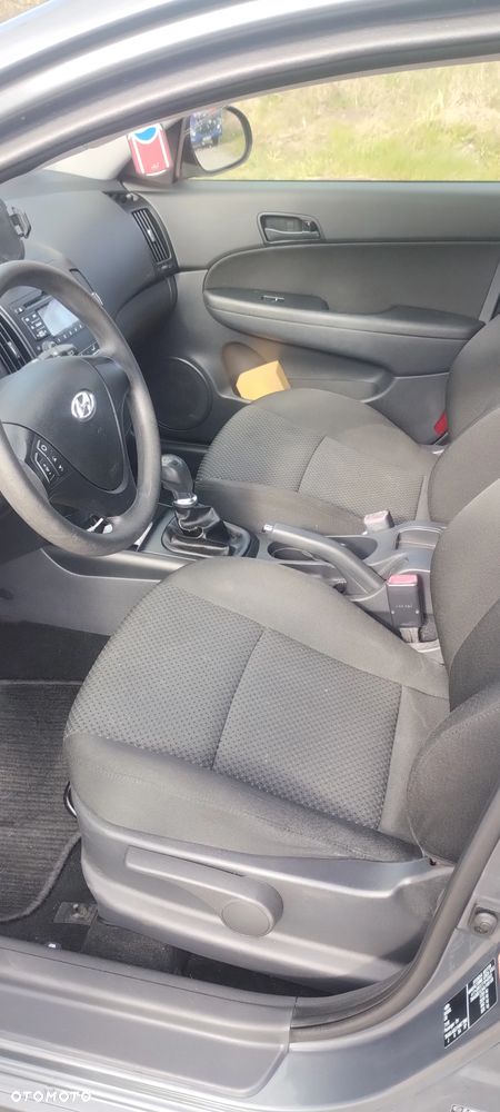 Hyundai i30 1.4 Classic EU5 - 9