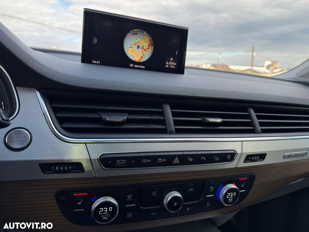 Audi Q7 - 12
