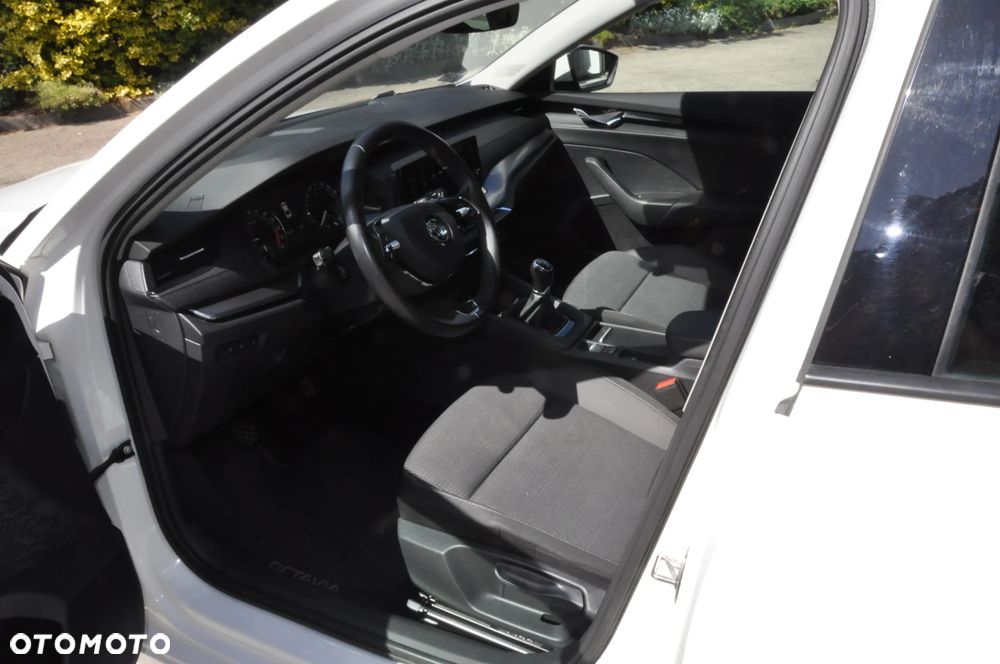 Skoda Octavia 2.0 TDI Ambition - 7