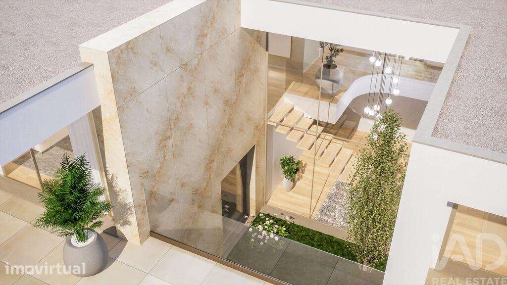 Casa / Villa T4 em Arco da Calheta de 387,00 m2 - Grande imagem: 4/30