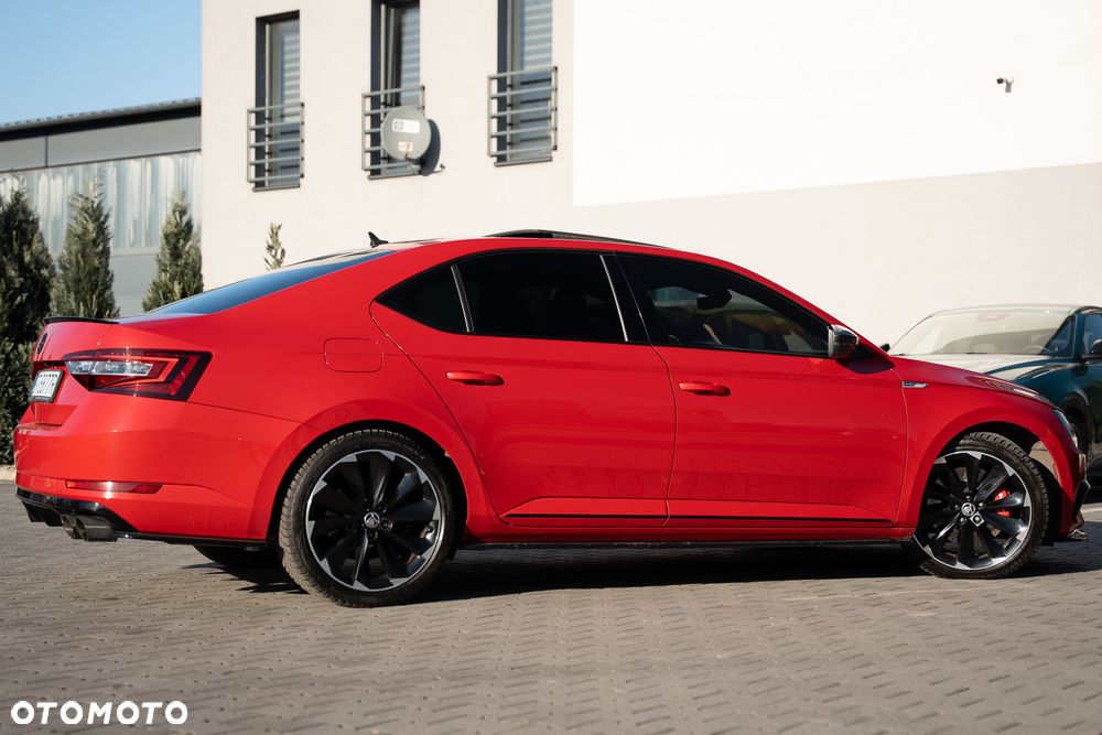 Skoda Superb 2.0 TSI 4x4 Sportline DSG - 13