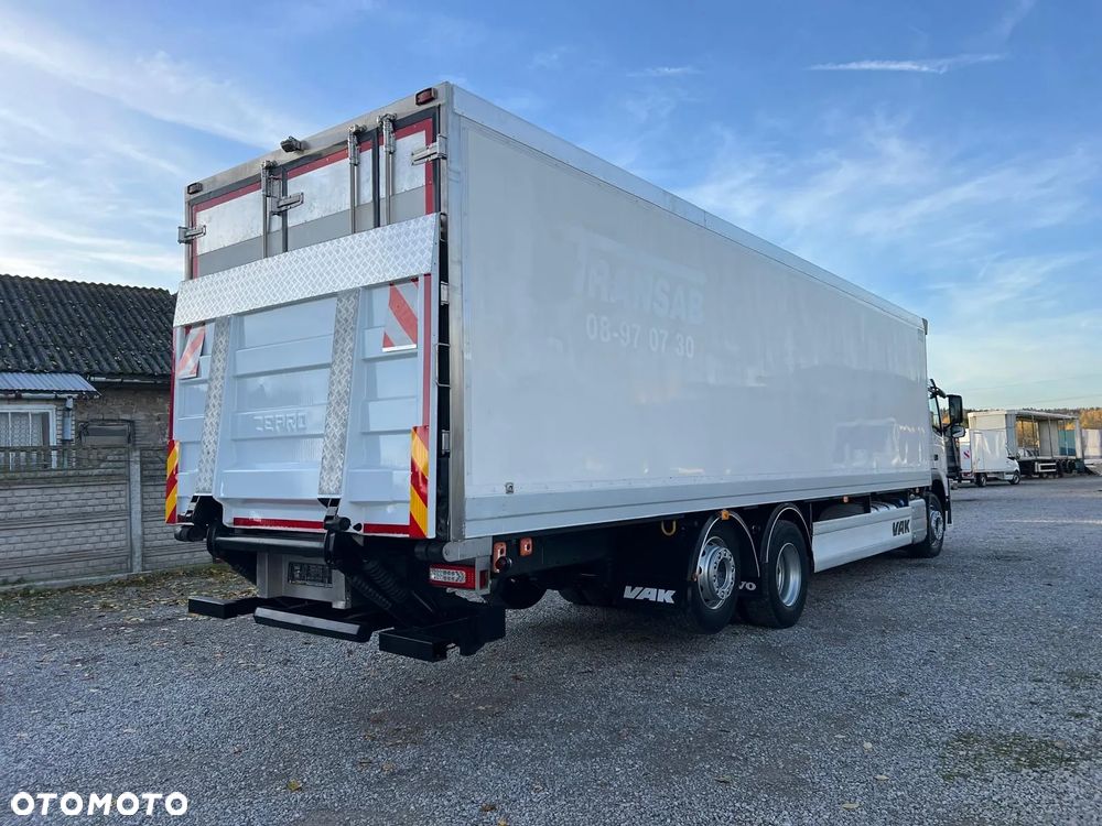 Volvo FM 370 / 6x2 / Chłodnia / Winda / - 8