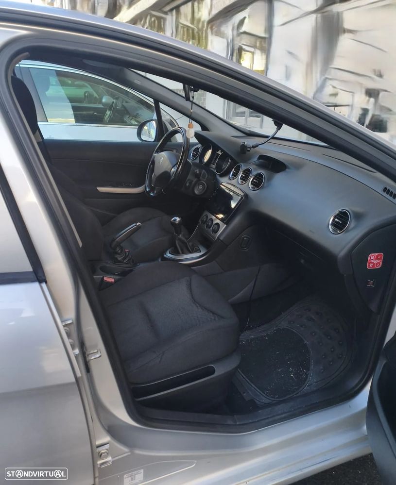 Peugeot 308 1.6 HDi Executive - 8