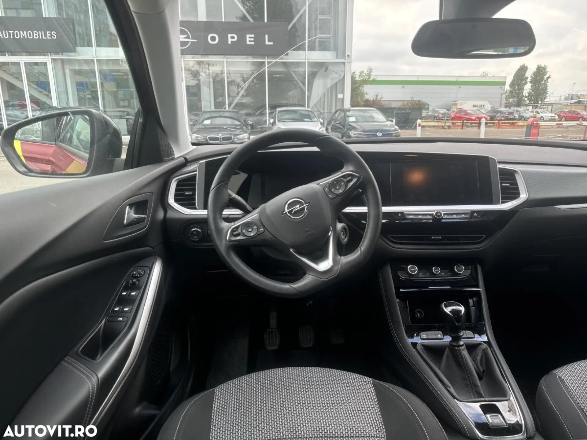 Opel Grandland 1.2 Turbo START/STOP Business Edition - 13