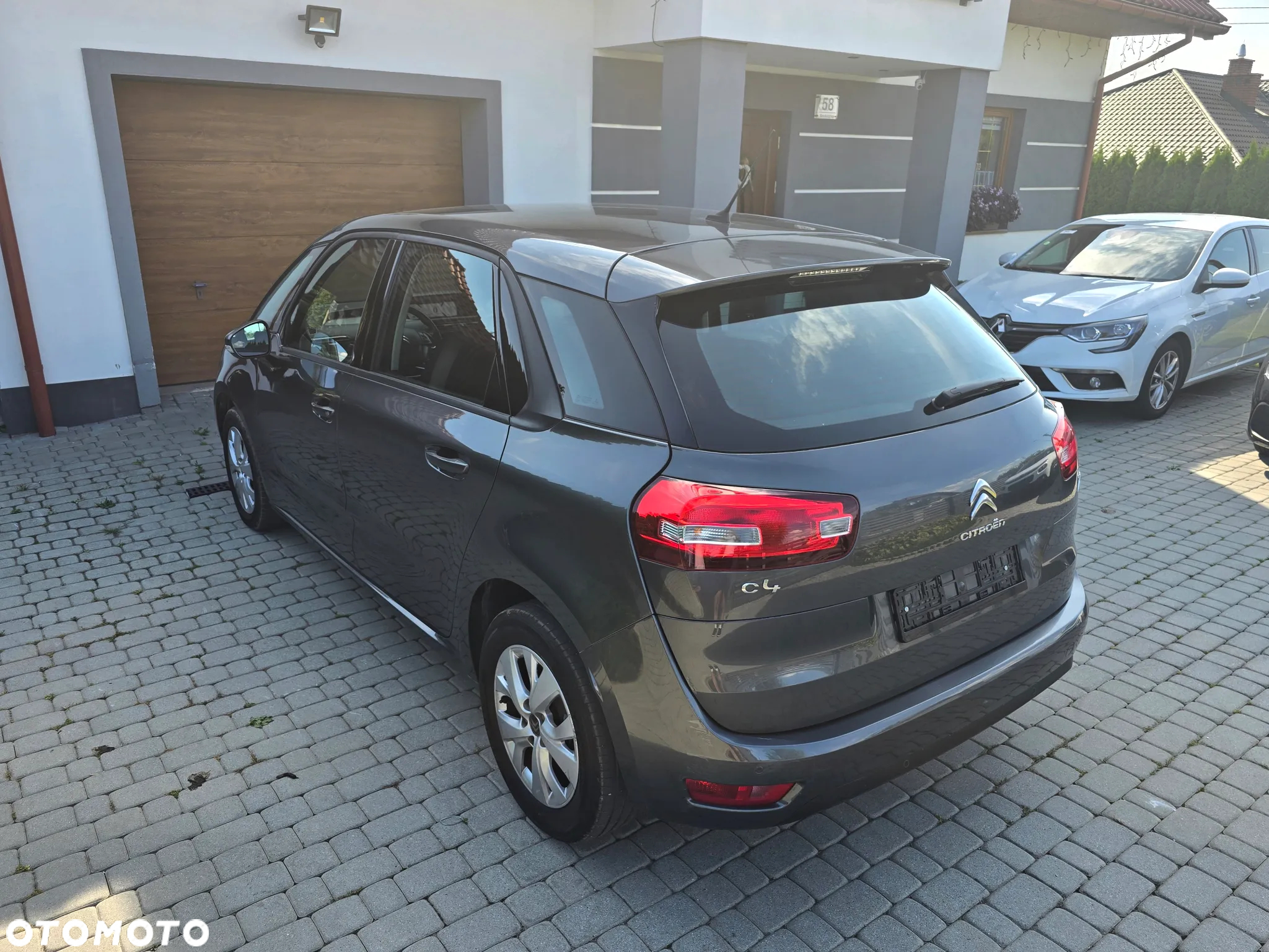 Citroën C4 Picasso - 6
