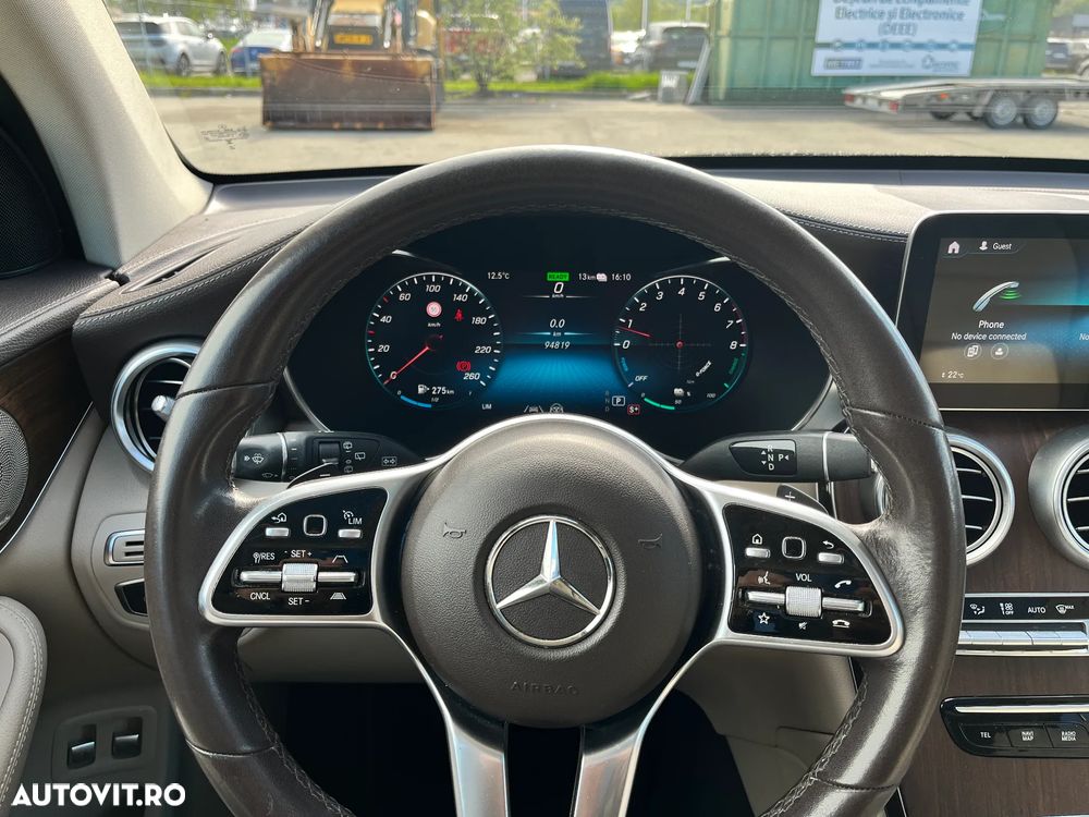Mercedes-Benz GLC 300 4MATIC - 16
