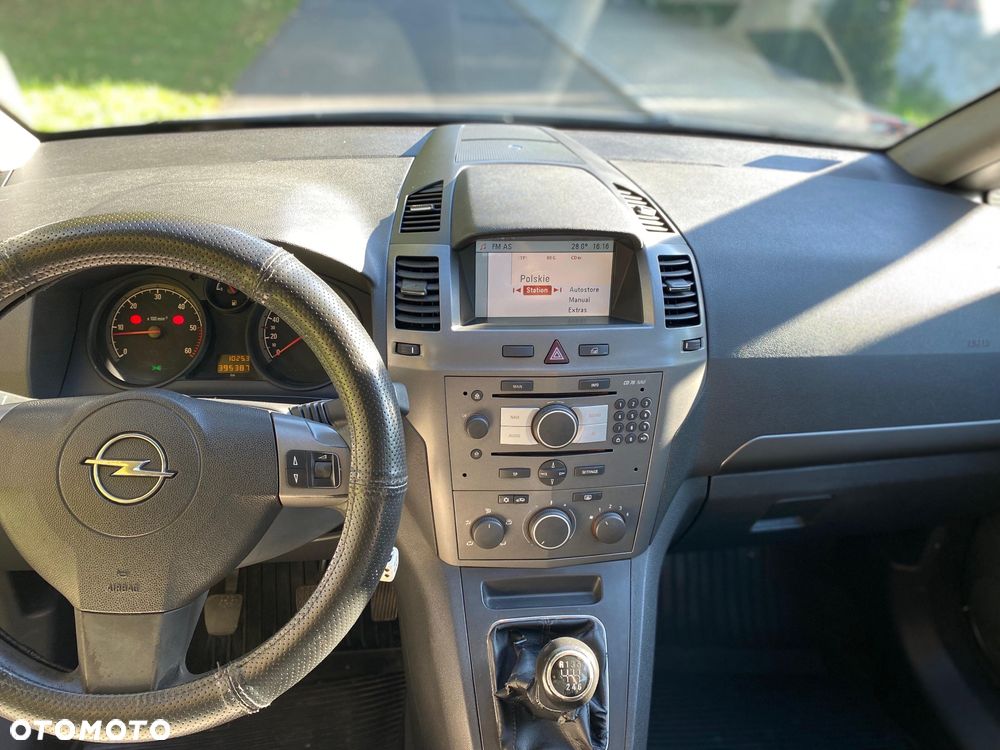 Opel Zafira 1.9 CDTI Navi - 9