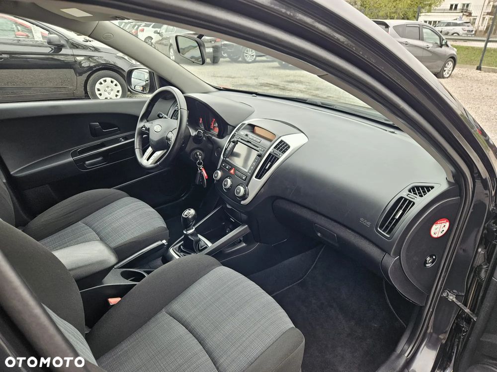 Kia Ceed 1.6 CVVT Edition 7 - 33