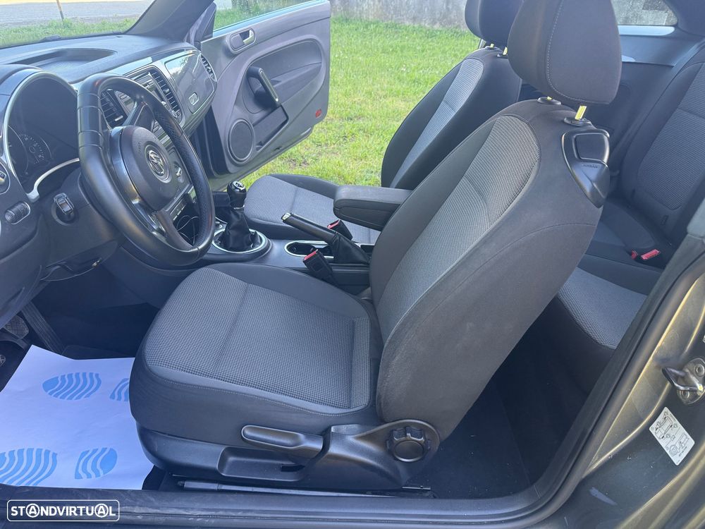 VW New Beetle 1.6 TDi Design - 11