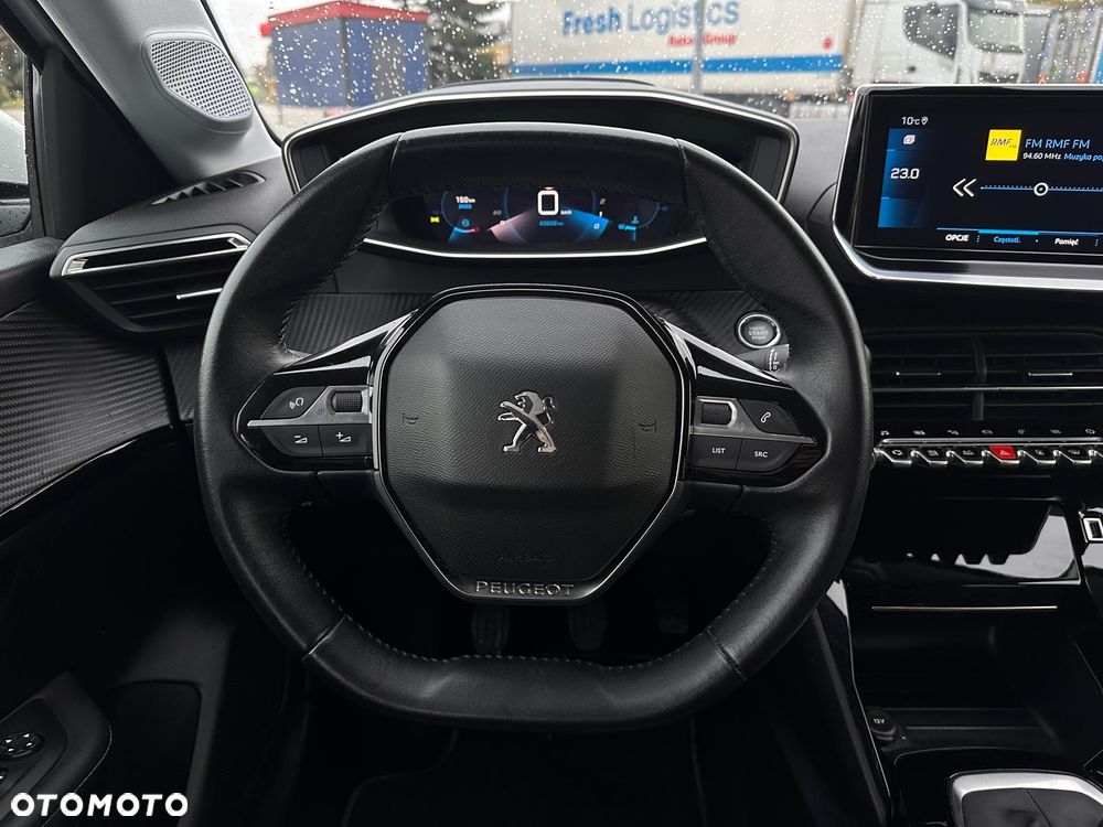 Peugeot 208 PureTech 100 Allure Pack - 17