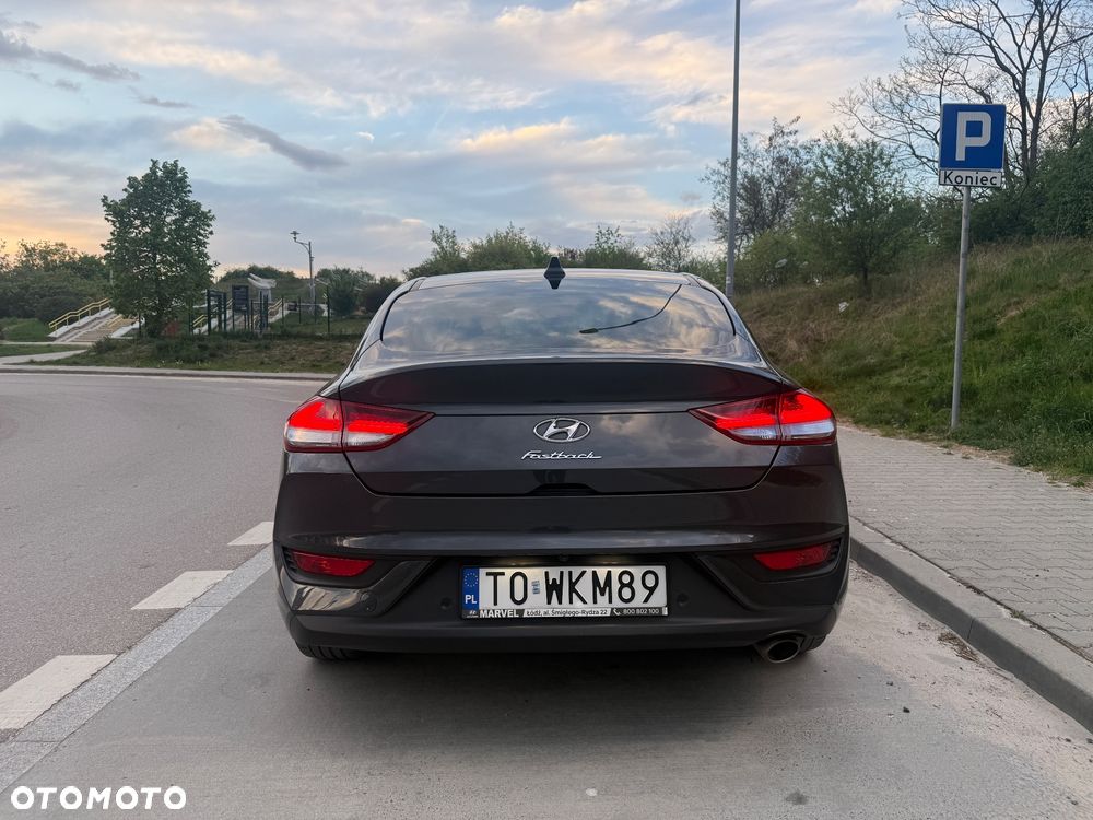 Hyundai i30 1.5 T-GDI 48V Executive DCT - 9