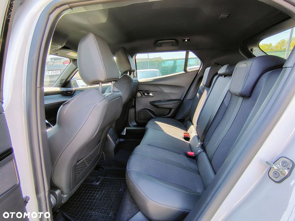 Peugeot 2008 - 8