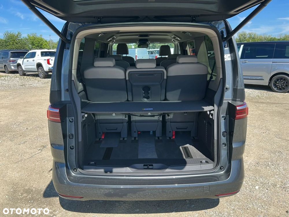 Volkswagen Multivan - 19
