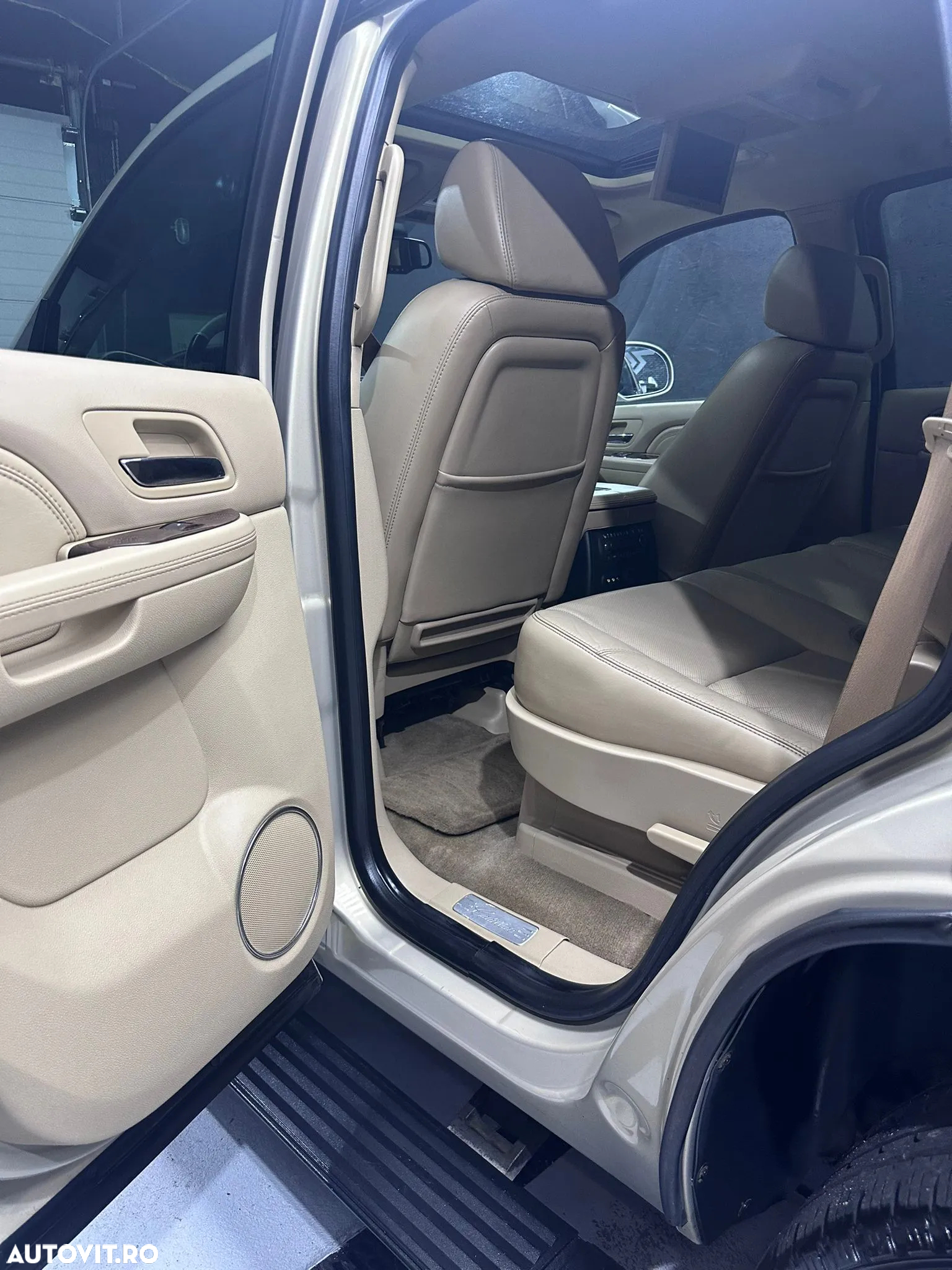 Cadillac Escalade 6.0 V8 - 13