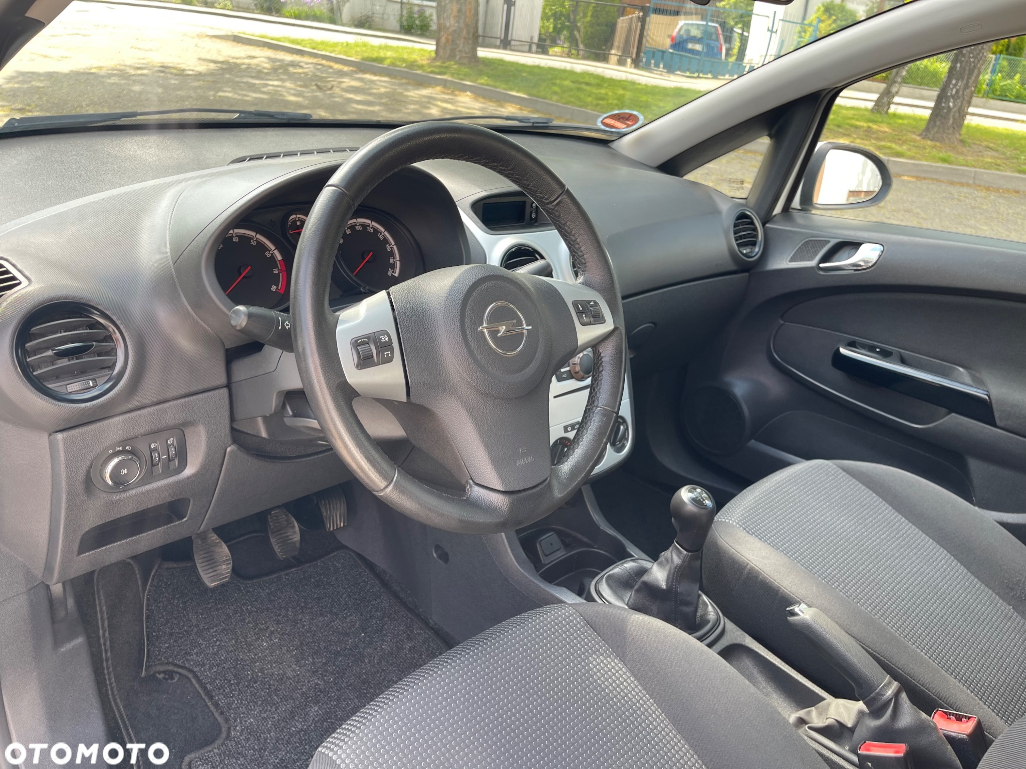 Opel Corsa 1.2 16V Color Edition - 27