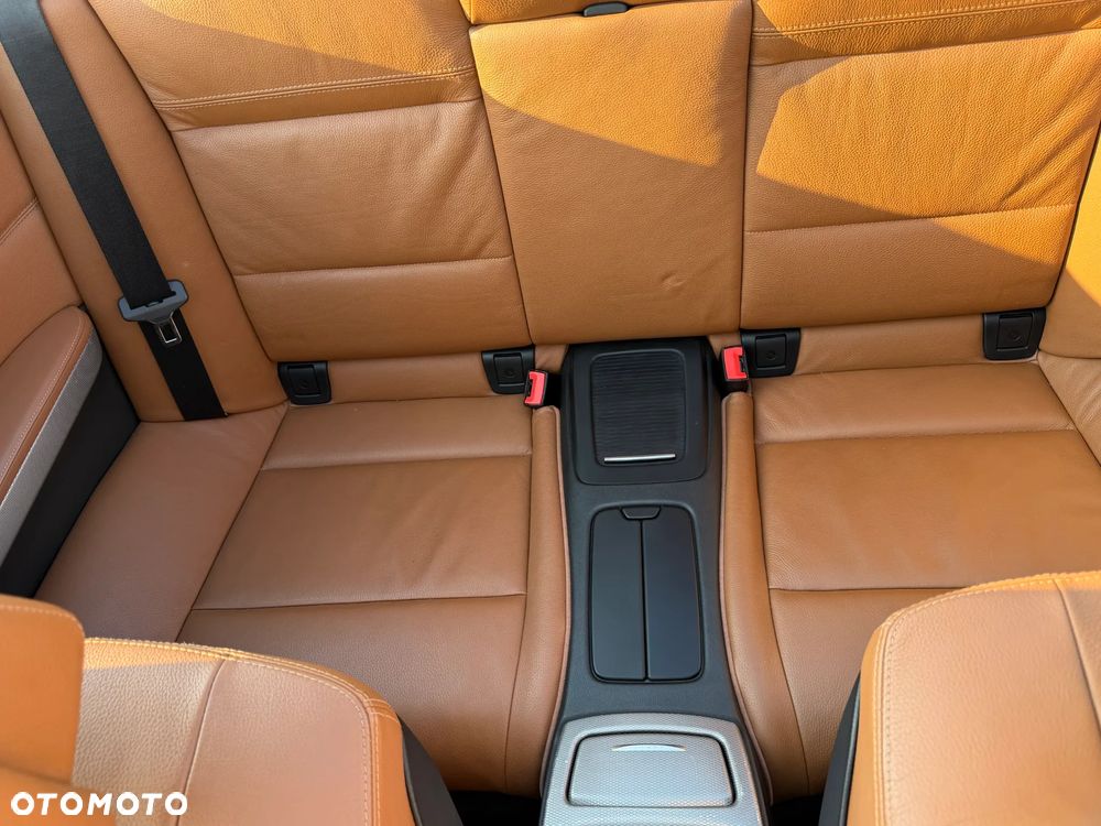 BMW Seria 3 - 16