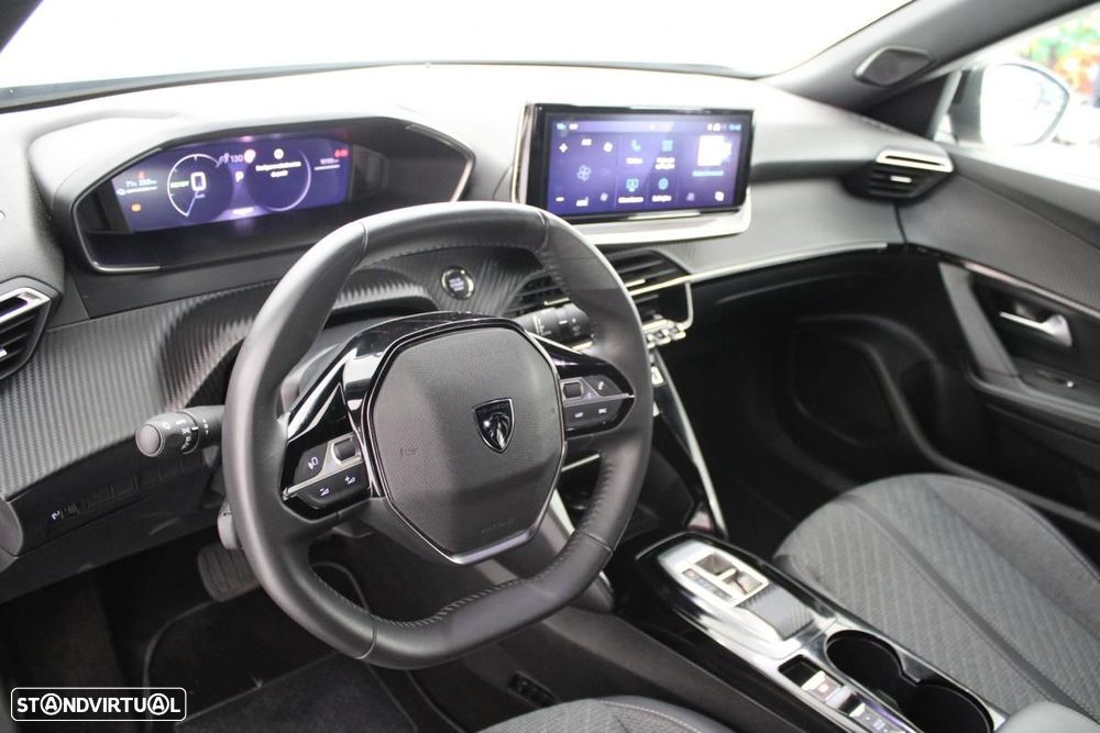 Peugeot e-2008 54 kWh Allure - 12