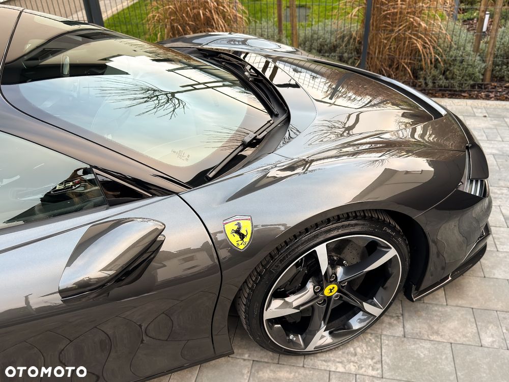 Ferrari SF90 Stradale - 9