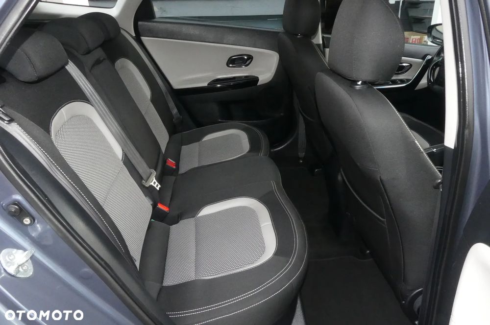 Kia Ceed 1.4 XL - 8