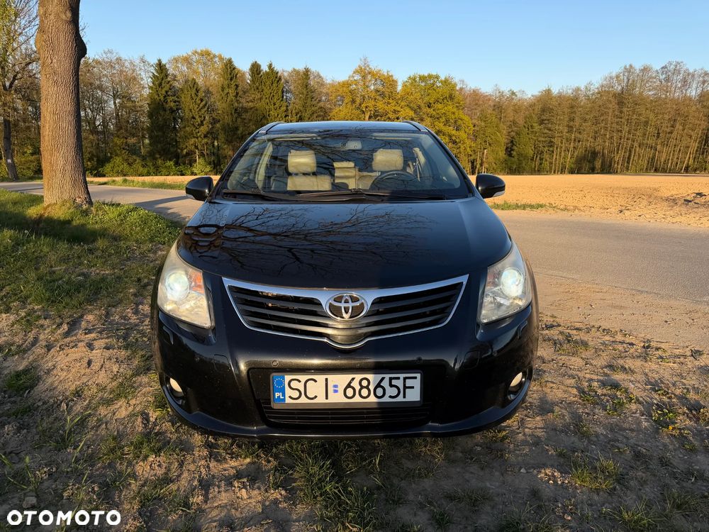Toyota Avensis 1.8 Premium EU5 - 28