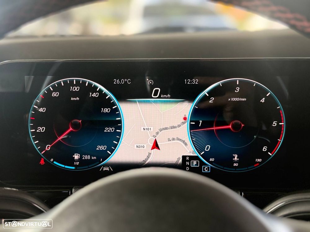 Mercedes-Benz GLA 220 d 4Matic AMG Line - 45