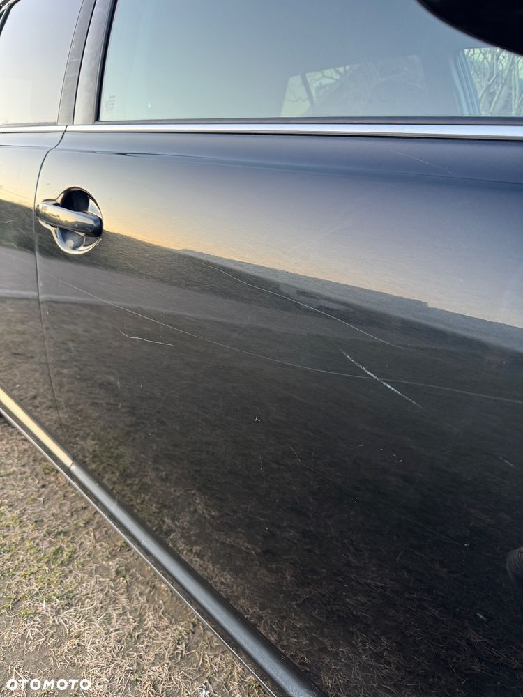 Toyota Avensis 1.8 VVT-i Sol - 5