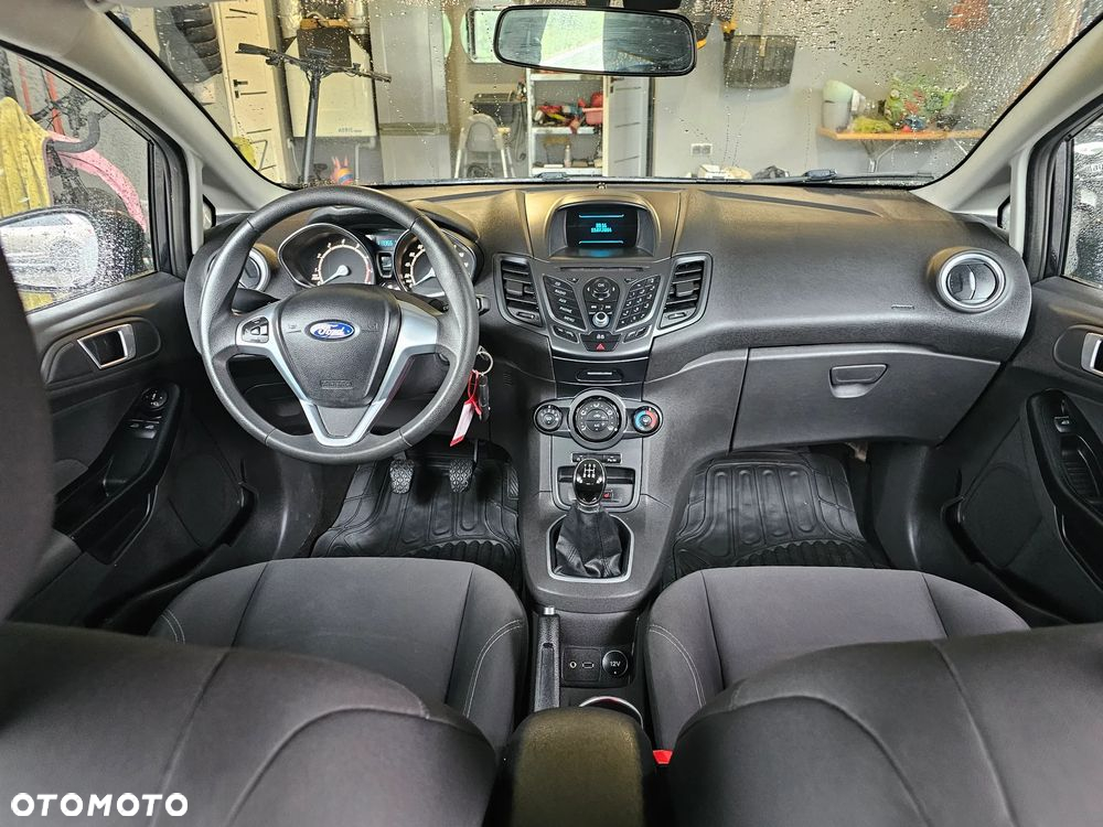 Ford Fiesta 1.0 EcoBoost S&S TITANIUM X - 9