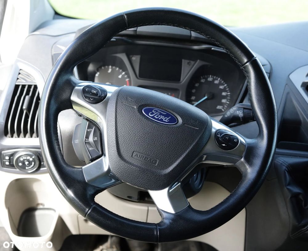 Ford Tourneo Custom 2.0 EcoBlue L2 Trend - 11