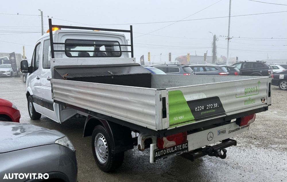 Mercedes-Benz Sprinter - 5